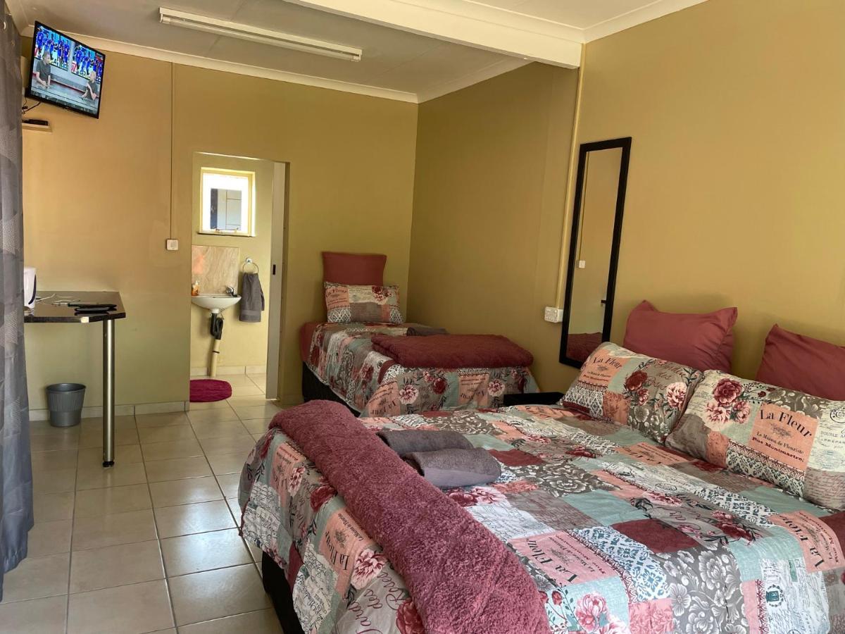 Hotel 4 On Sirius Polokwane Exterior foto