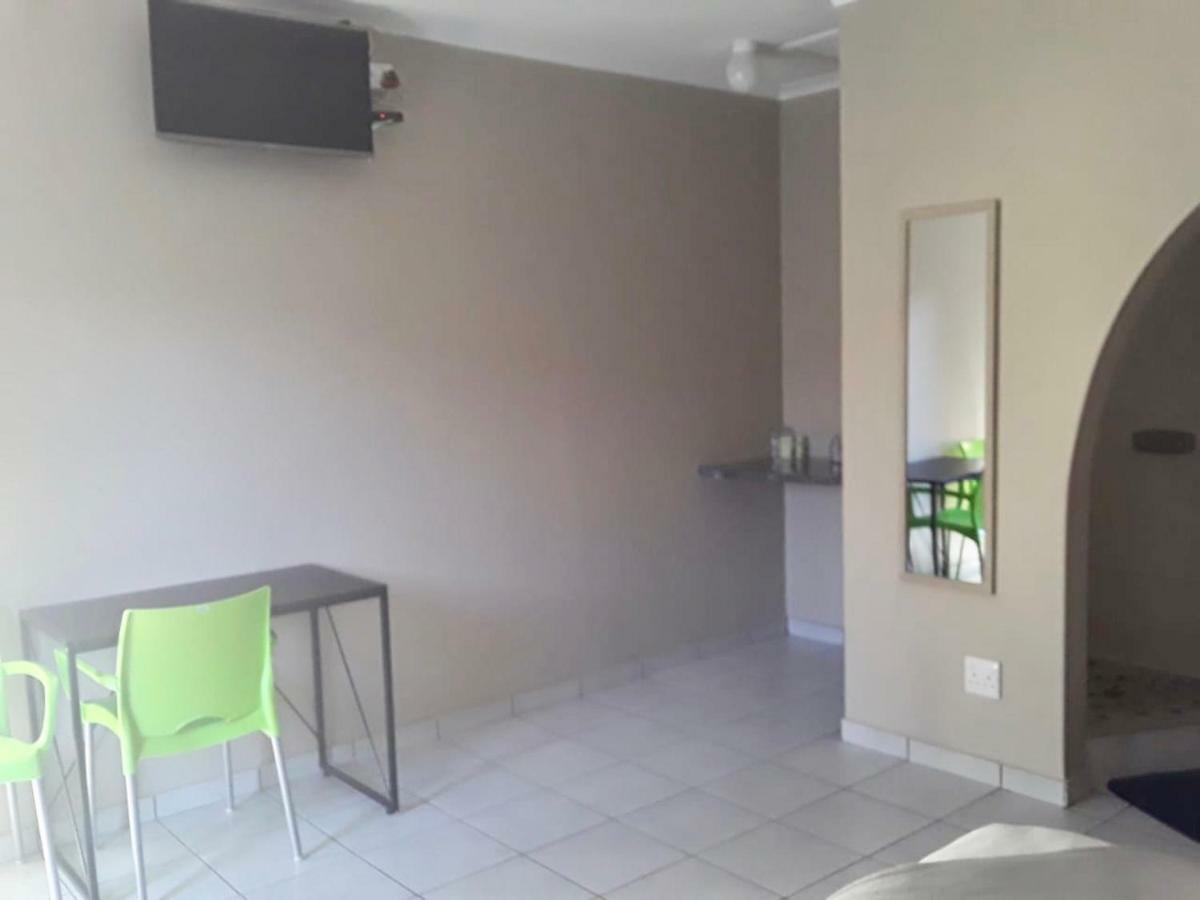 Hotel 4 On Sirius Polokwane Exterior foto